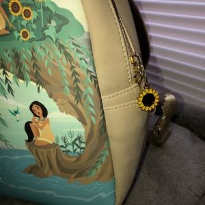 Pocahontas lounge fly backpack